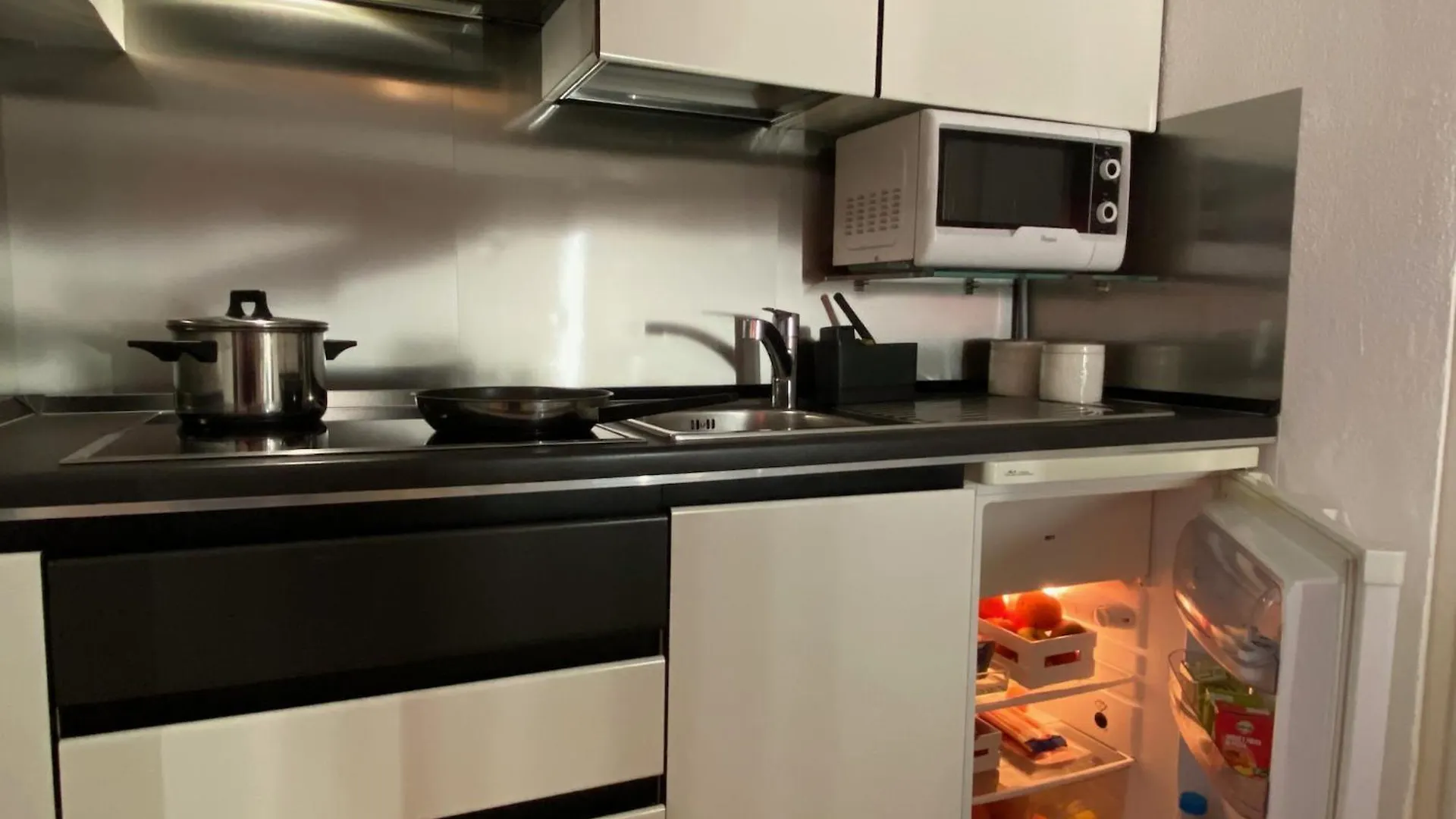 Apartment Monolocale Morimondo 1 Milan Italy